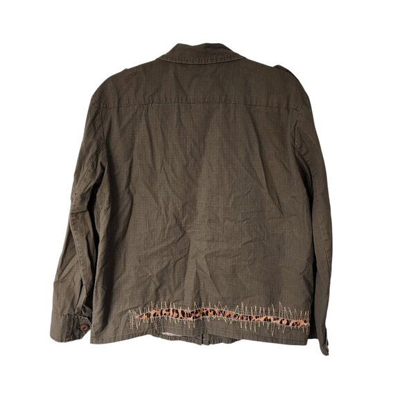 Military-Inspired Size Medium Distressed Cargo Utility Jacket - Picture 3 of 5